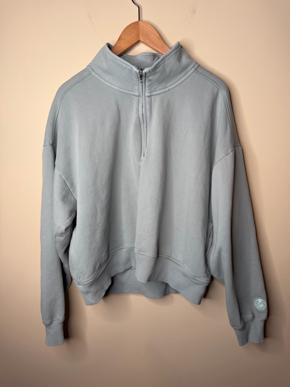 PINK Victoria's Secret Quarter Zip
Pullover Sage Green Fleece Lined
Women's L